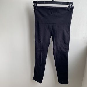 Spanx Black Look at me now leggings Small